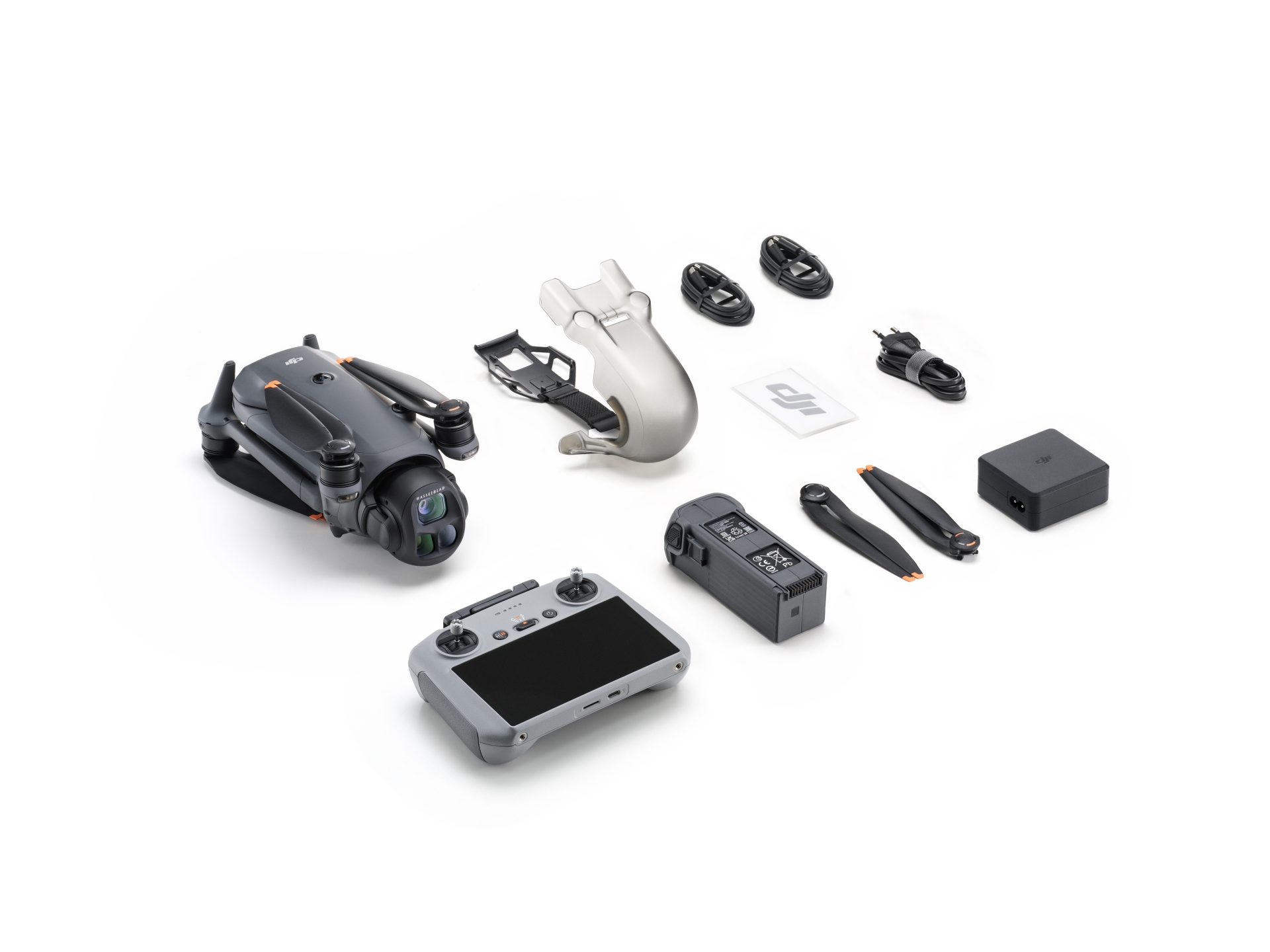 DJI Mavic 4 Pro — DJI RC 2