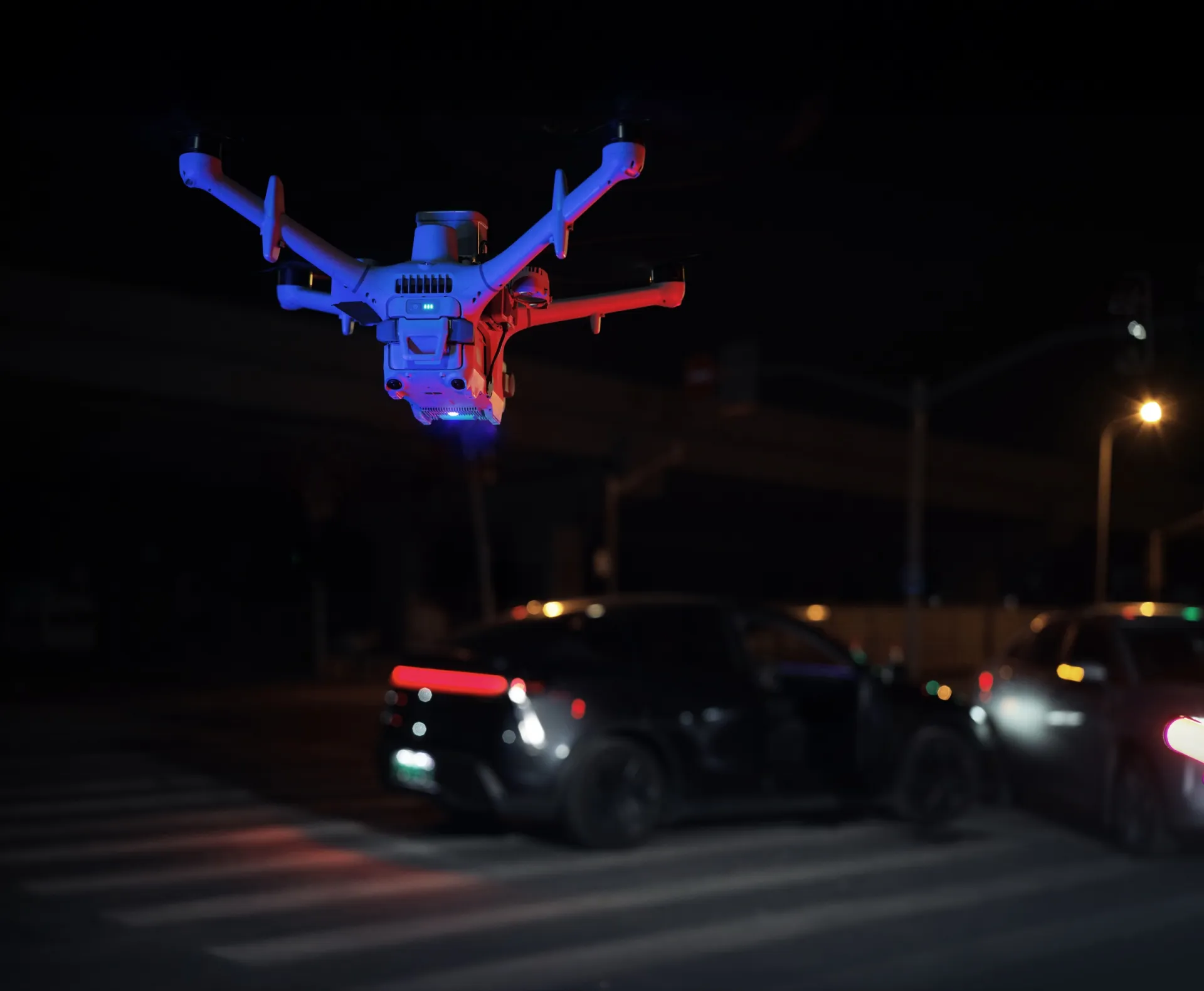 DJI Matrice 5TD งานจราจร พร้อมไฟไซเรน สปอตไลต์ และลำโพง